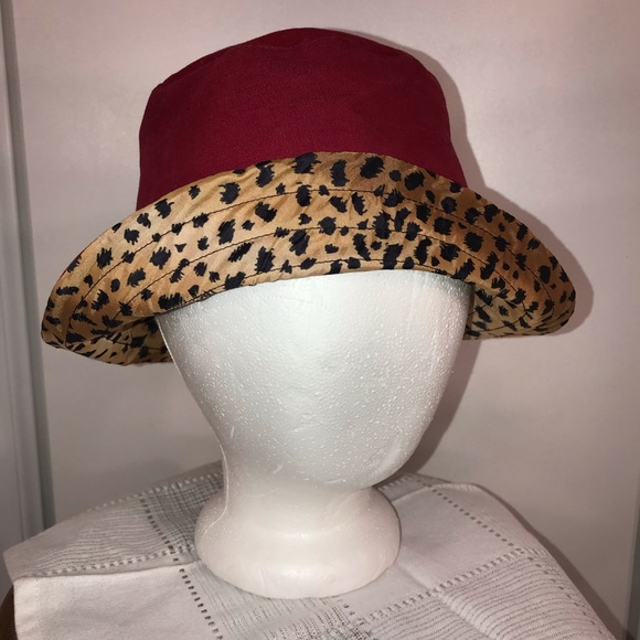 Reversible Red & Leopard Print Bucket Hat - Picture 11 of 14